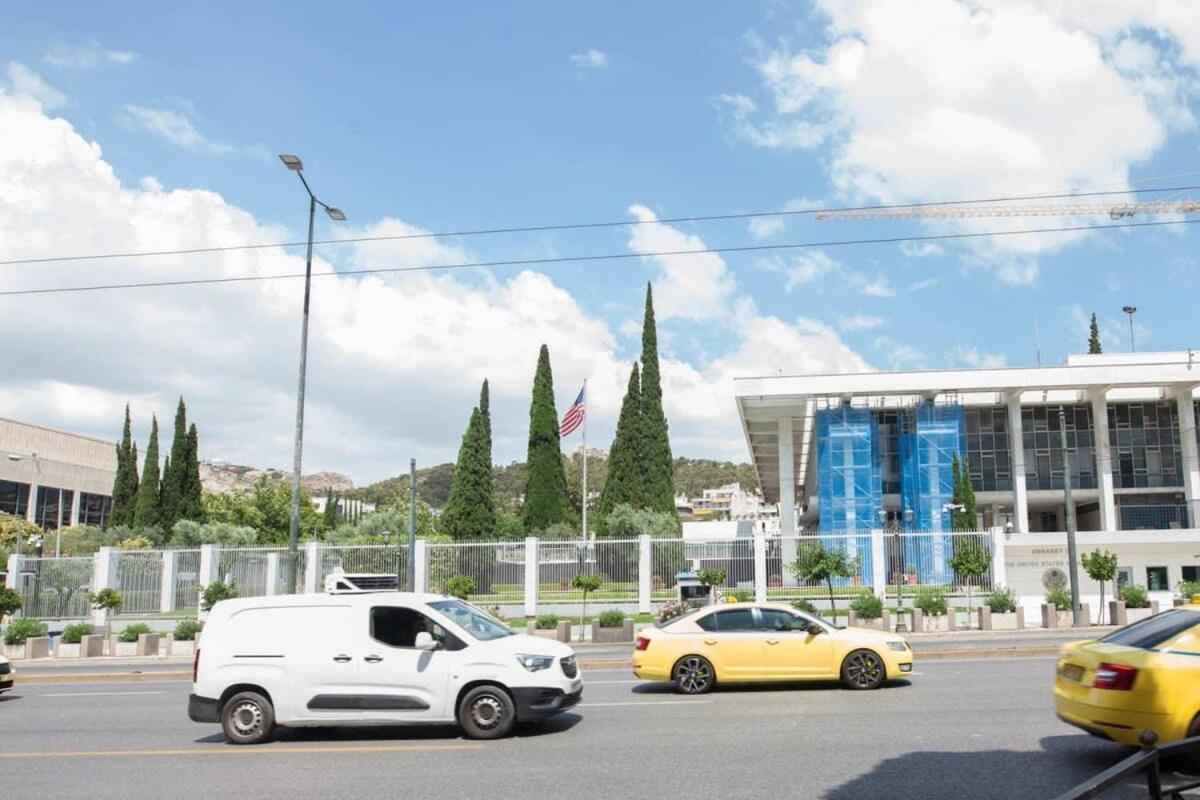 Brand New Urban Getaway Next To Megaro Mousikis Apartamento Atenas Exterior foto